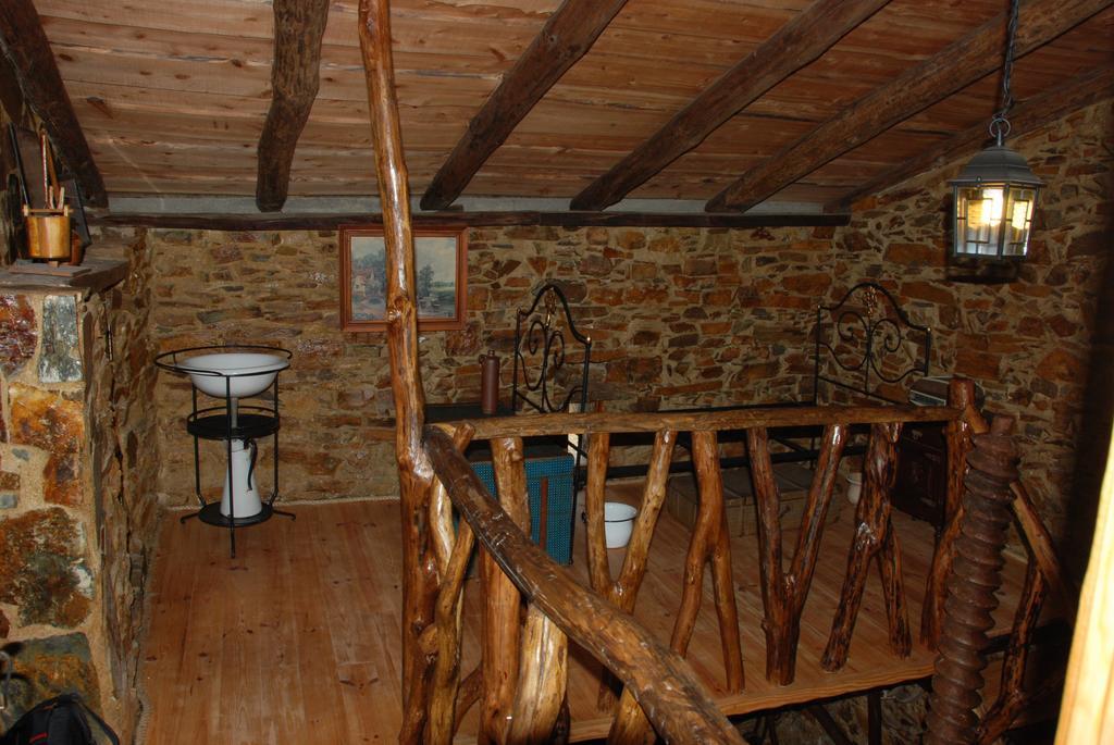 Parque Tematico Vale De Mouro Villa Eksteriør bilde